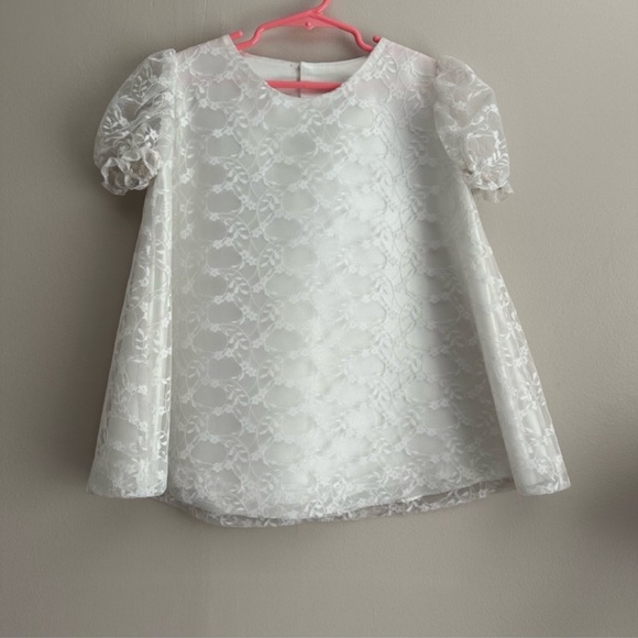 ELEGANT LITTLE GIRL SMOCKED WHITE LACE
OVERLAY DRESS NWOT - Picture 1 of 8